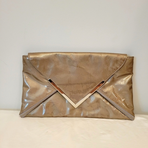 KOOBA Tan Patent Leather Envelope Clutch Bag 8"×13.5" - Picture 1 of 7